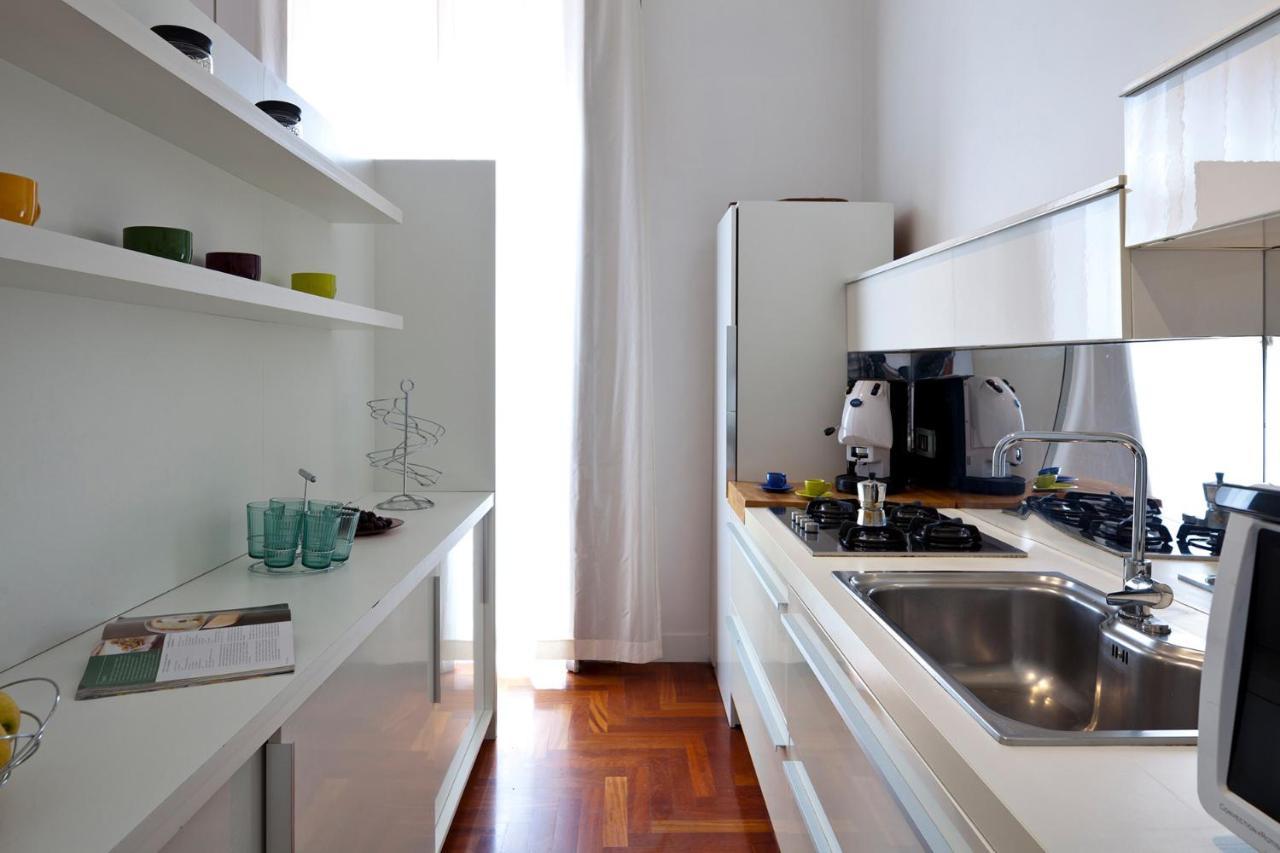 Elegant Apartment At Chiaia By Wonderful Italy Napoli Ngoại thất bức ảnh
