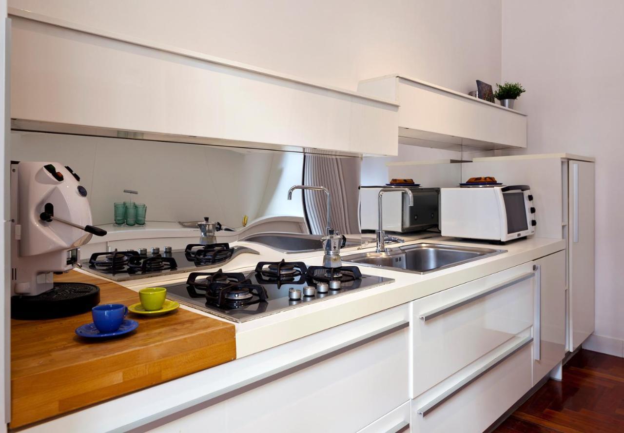 Elegant Apartment At Chiaia By Wonderful Italy Napoli Ngoại thất bức ảnh