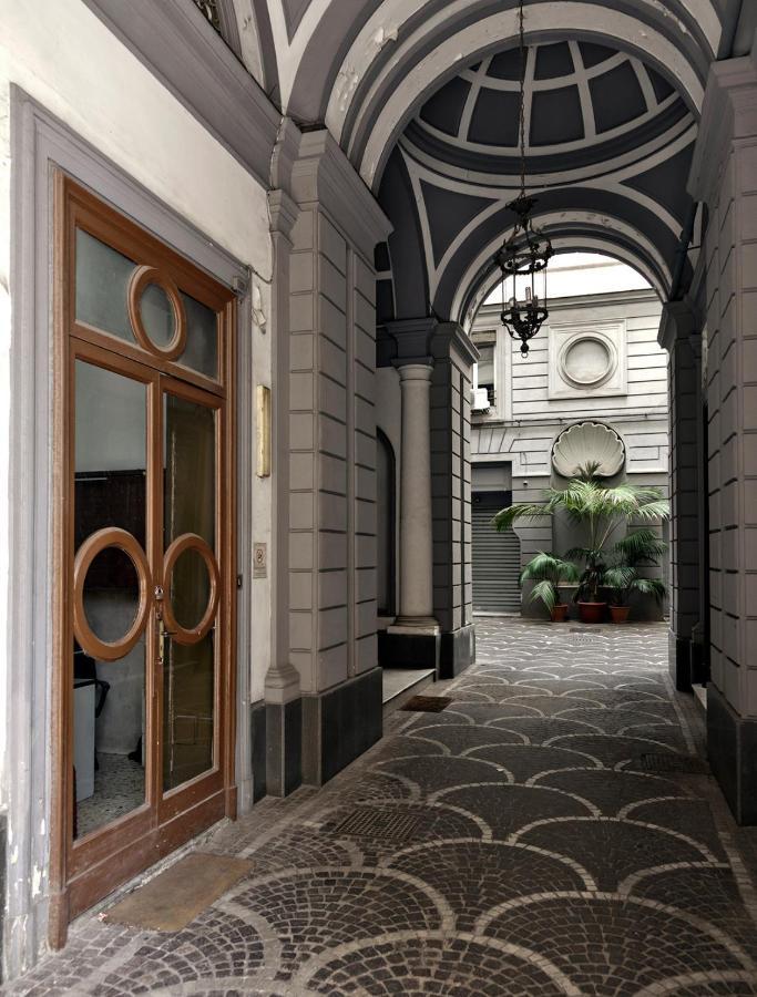 Elegant Apartment At Chiaia By Wonderful Italy Napoli Ngoại thất bức ảnh